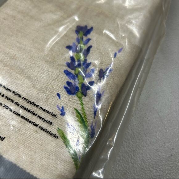 Monique Lhuillier x Pottery Barn Provence Embroidered Table Runner & Napkin Set - Picture 6 of 10